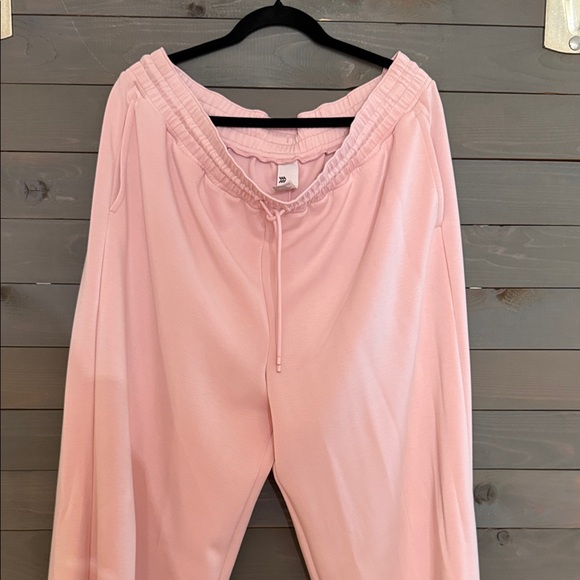 All in Motion Airy Sleek Pink Pantsuit XXL - Picture 5 of 8
